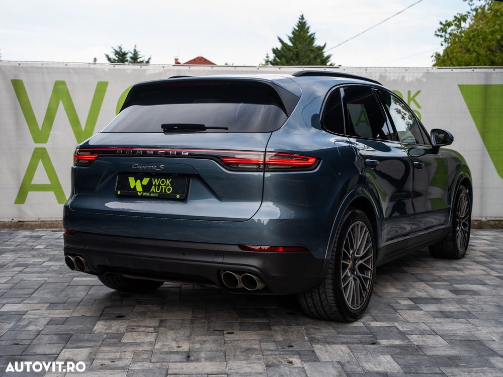 Porsche Cayenne - 9