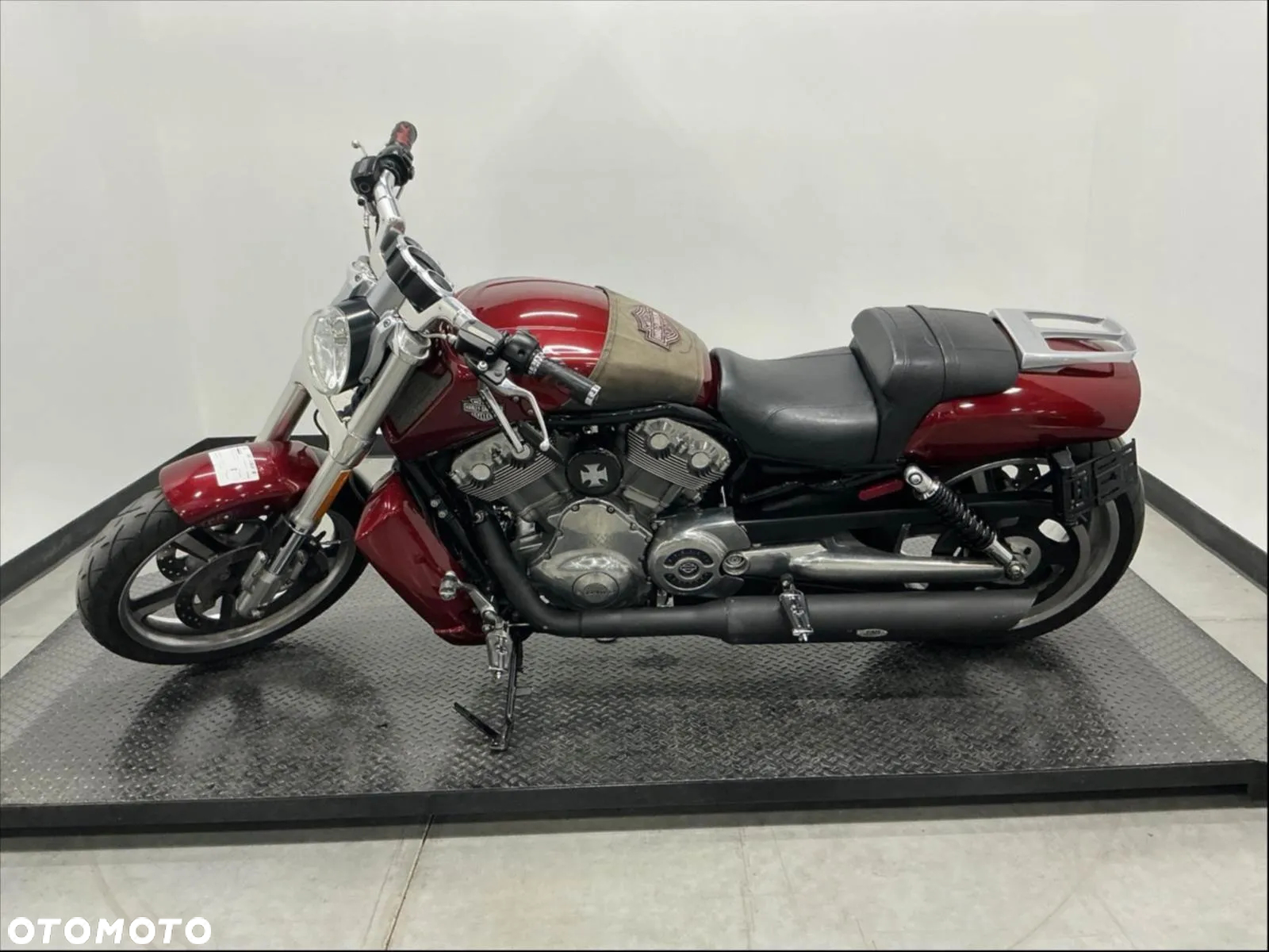 Harley-Davidson V-Rod Muscle - 3