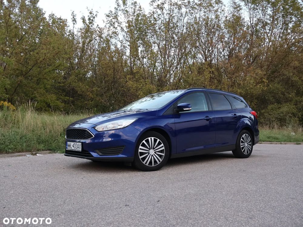 Ford Focus 1.0 EcoBoost Trend - 4