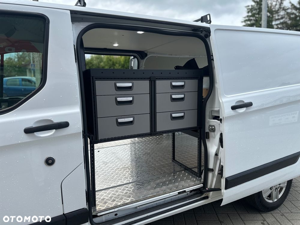 Ford Transit Custom - 17