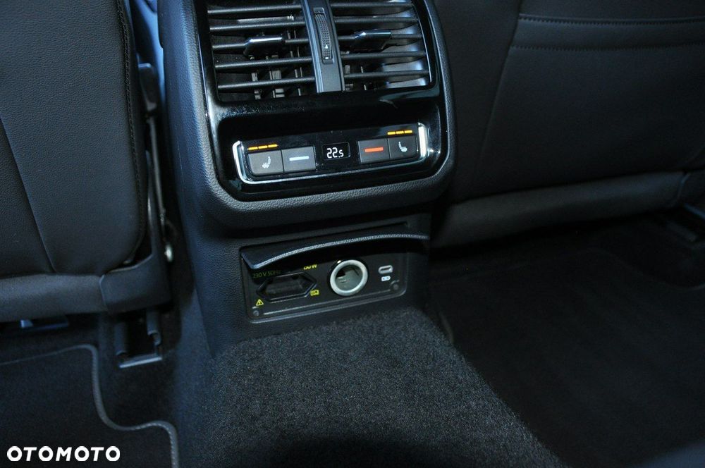 Volkswagen Arteon 2.0 TSI DSG R-Line - 31