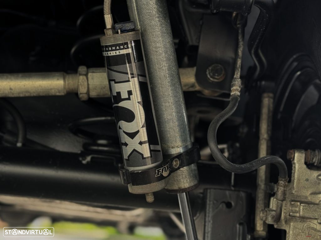 Jeep Wrangler - 12