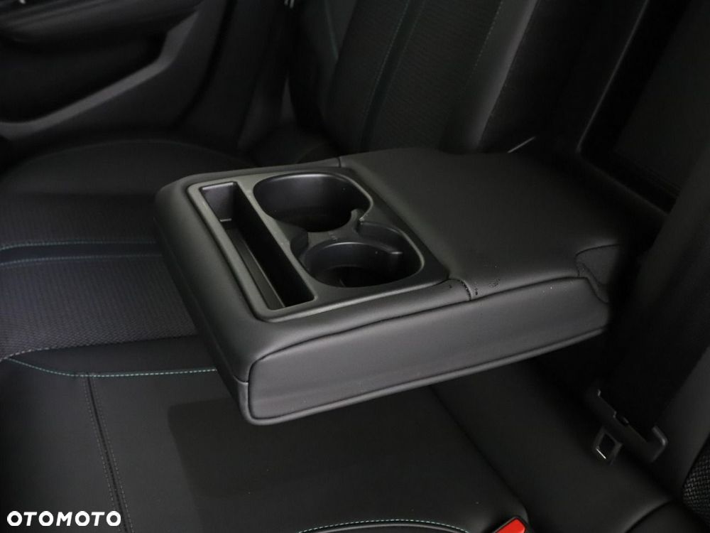 Peugeot 308 1.2 PureTech Allure S&S - 38