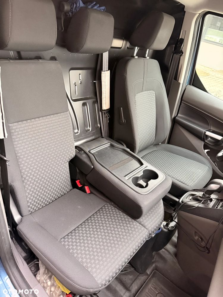 Ford Transit Connect - 15