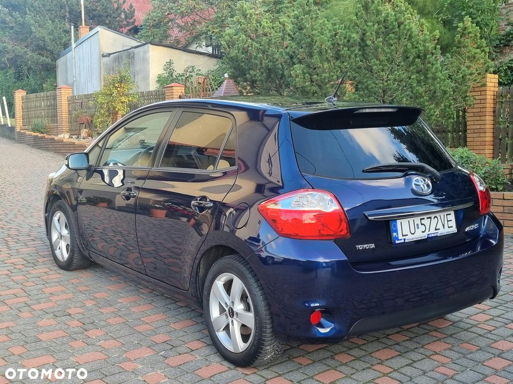 Toyota Auris 2010