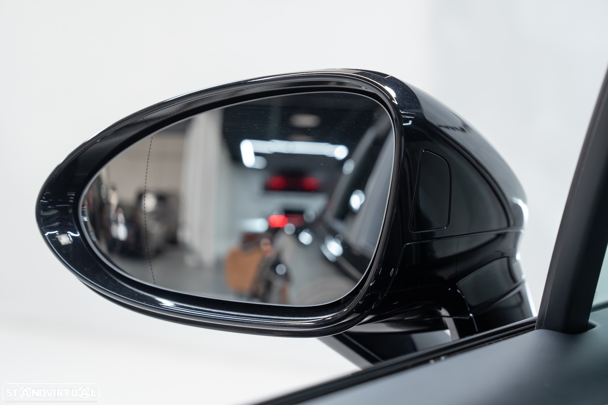 Porsche Panamera Sport Turismo 4 E-Hybrid Platinum Edition PDLS - 21