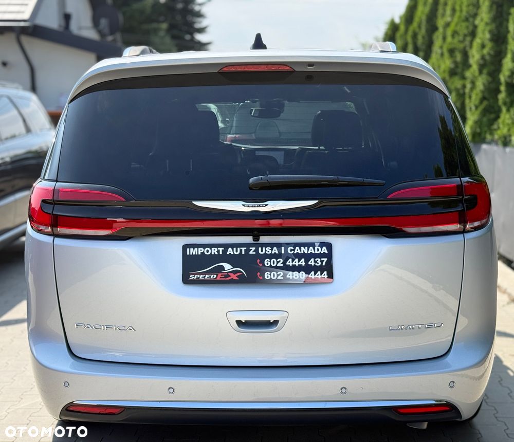 Chrysler Pacifica - 9