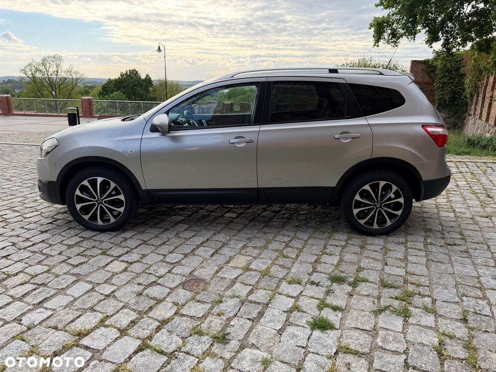 Nissan Qashqai+2 2.0 dCi DPF tekna - 26