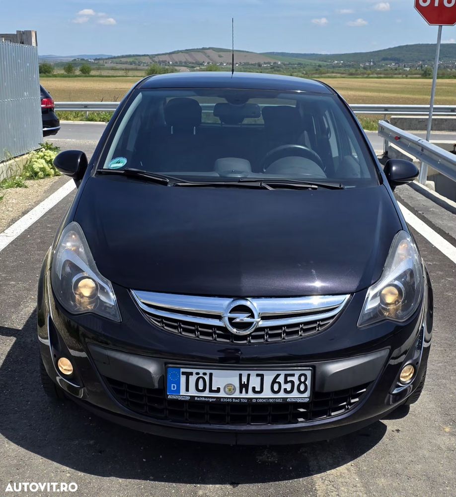 Opel Corsa 1.4 16V Innovation - 3
