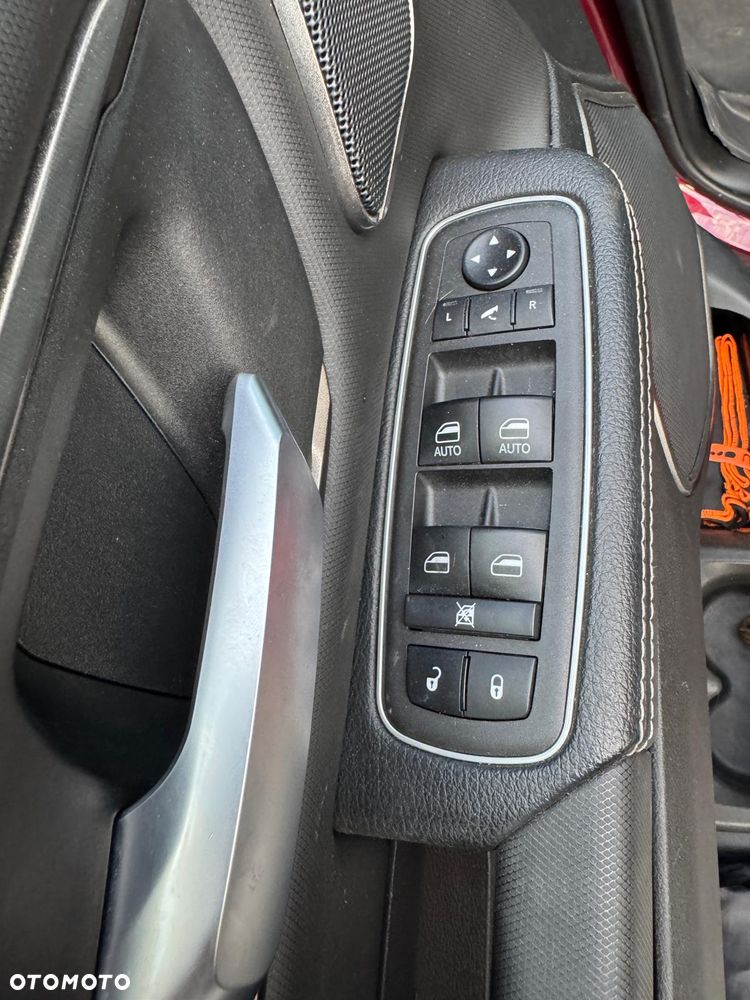 RAM 1500 Crew Cab Sport - 28