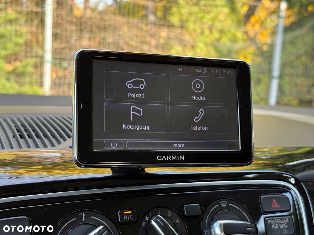 Volkswagen up! ASG colour fortana red - 17