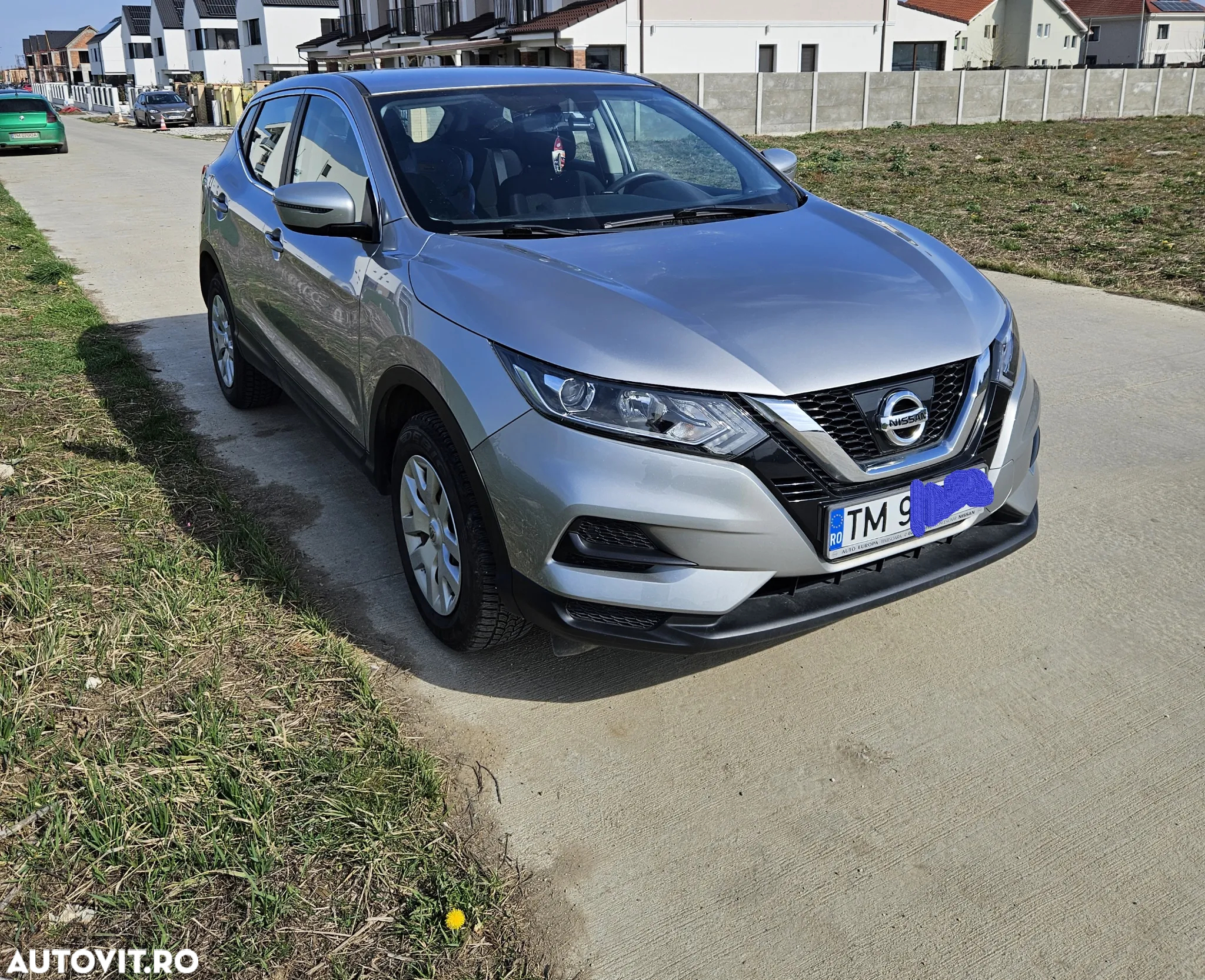 Nissan Qashqai - 4