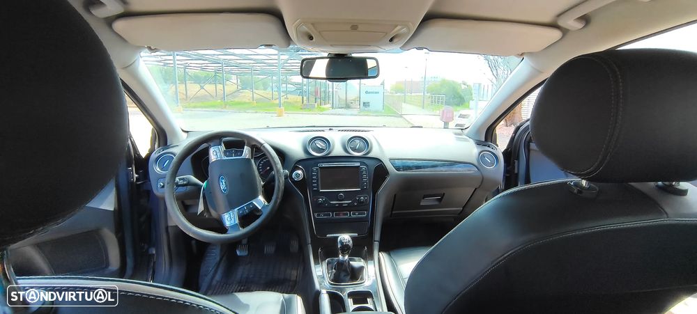 Ford Mondeo SW 2.0 TDCi Titanium X - 2