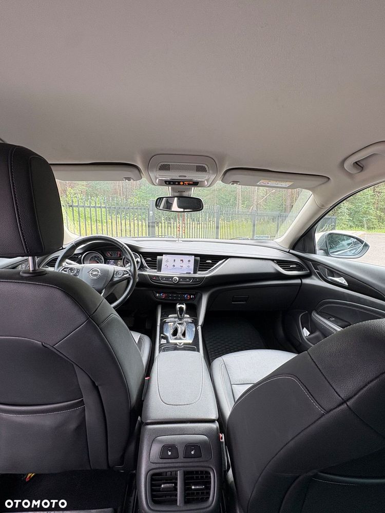 Opel Insignia - 12