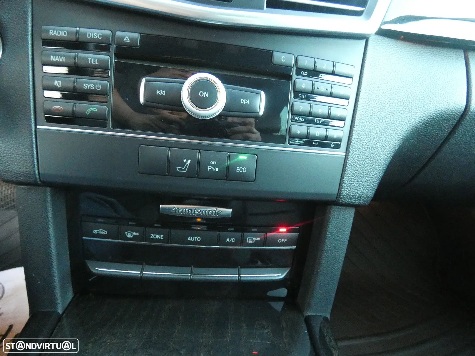 Mercedes-Benz E 250 CDi Avantgarde BlueEfficiency Auto. - 24