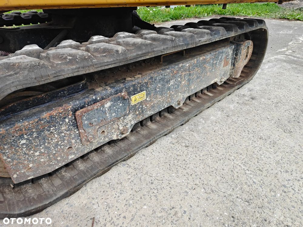 Caterpillar 301.6 - 22