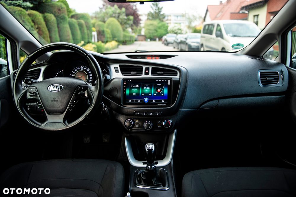 Kia Ceed 1.4 CVVT Vision - 32