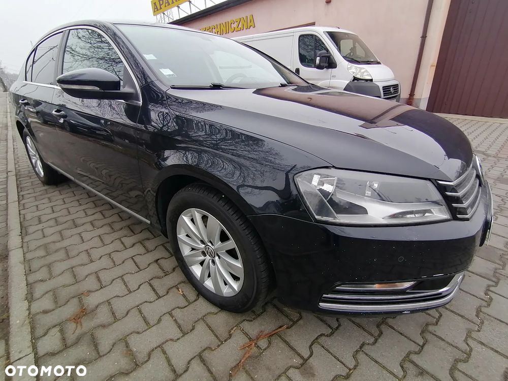 Volkswagen Passat - 5