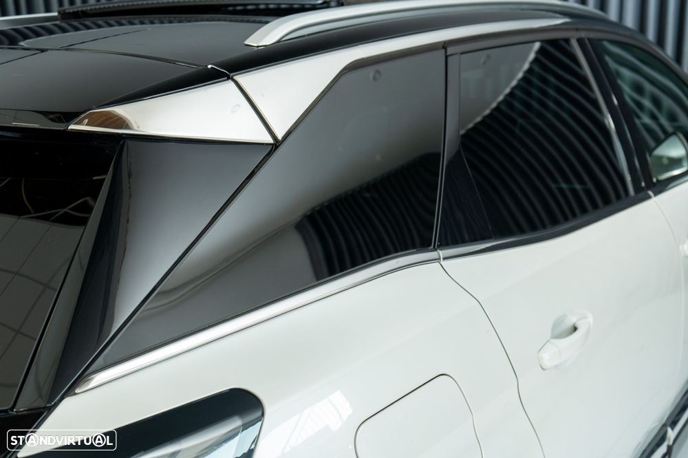 Peugeot 3008 1.6 Hybrid GT Pack e-EAT8 - 26