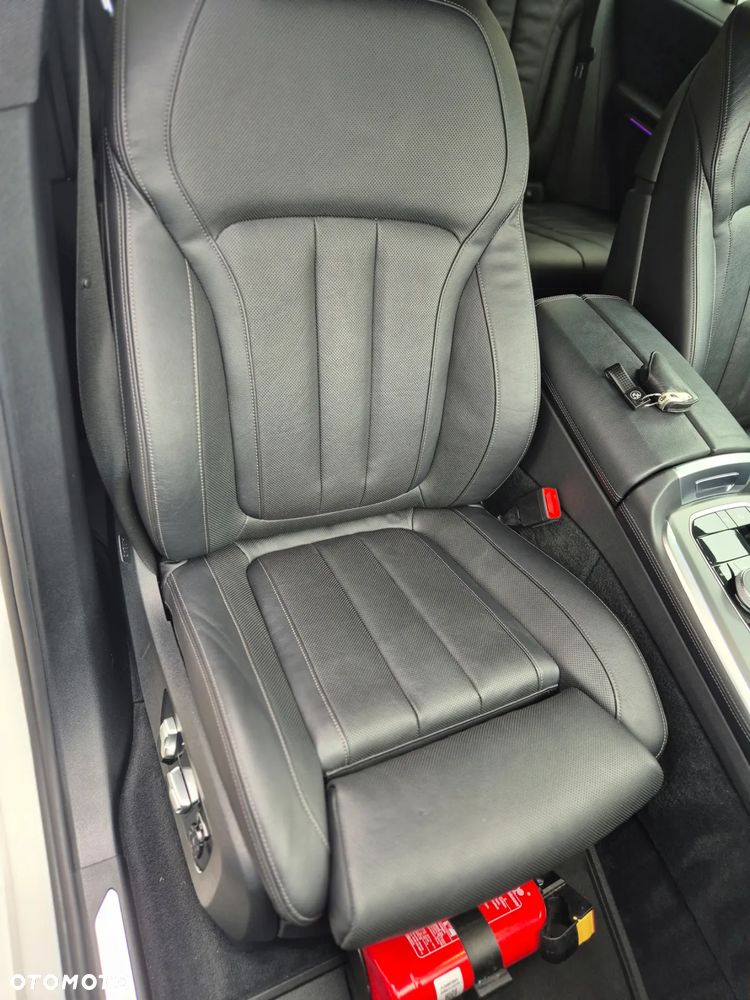 BMW X5 xDrive30d - 38