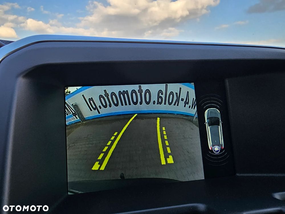 Volvo XC 60 D4 Geartronic Summum - 17