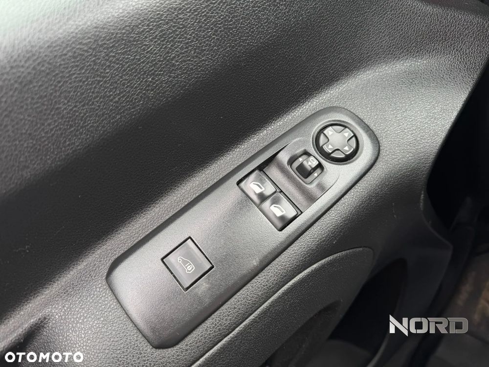 Peugeot Partner 4x4 1.5 Long Premium - 27