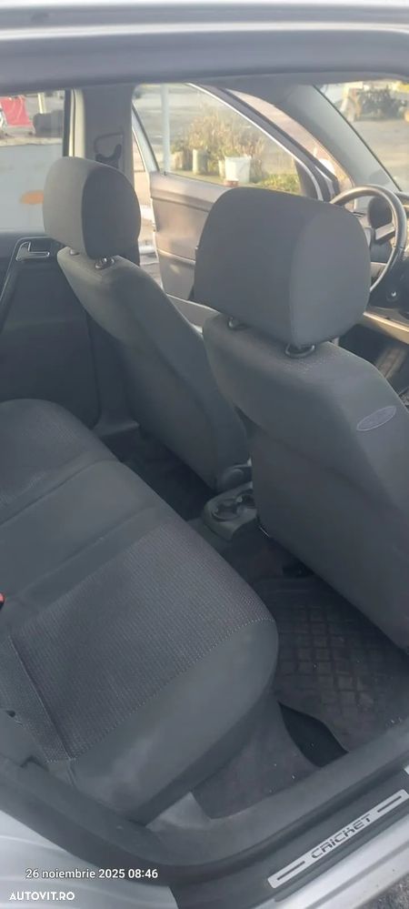 Volkswagen Polo 1.2 Attractive - 6