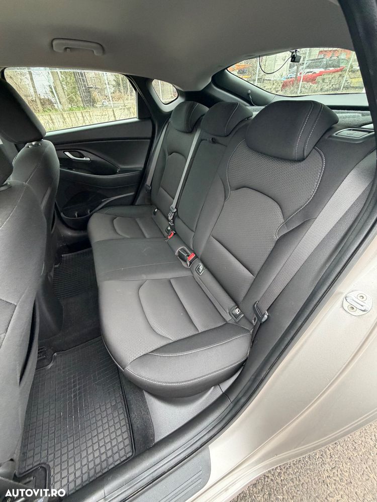 Hyundai i30 1.4 T-GDi 140CP 5DR Exclusive - 12