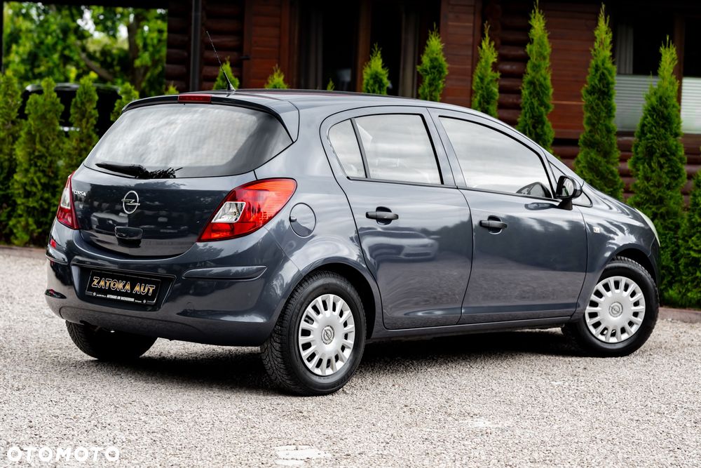 Opel Corsa 1.2 16V Cosmo - 15