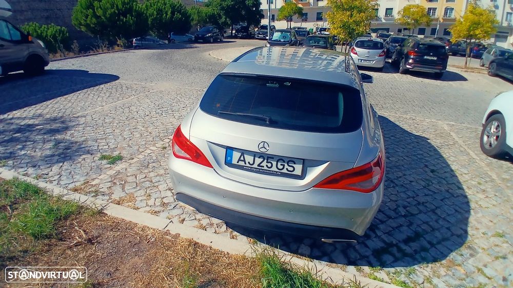 Mercedes-Benz CLA 220 Shooting Brake d 4Matic 7G-DCT Urban - 15