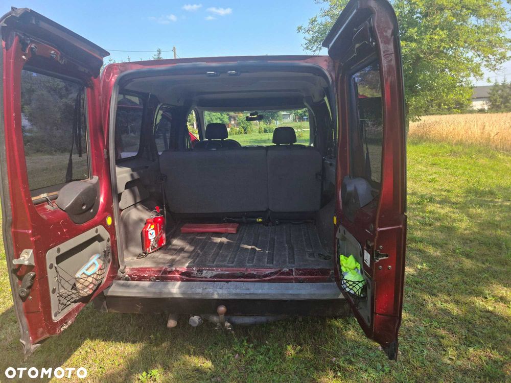 Ford Tourneo Connect - 3