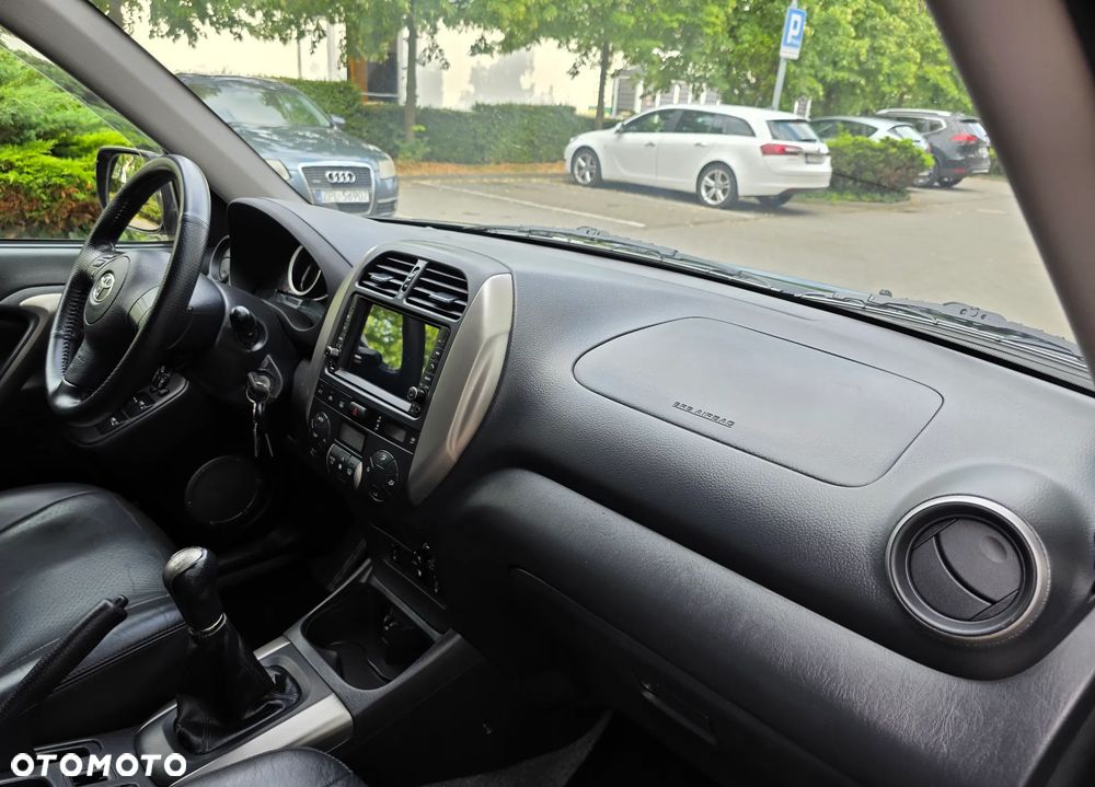 Toyota RAV4 4x4 Executive - 24