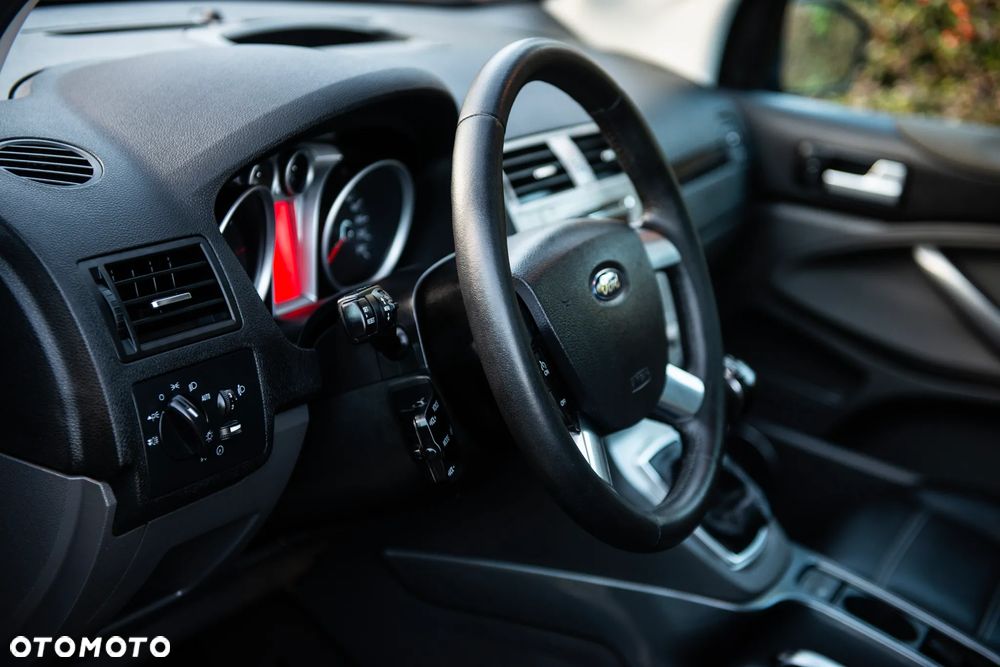 Ford Kuga 2.0 TDCi 4x4 Titanium - 20