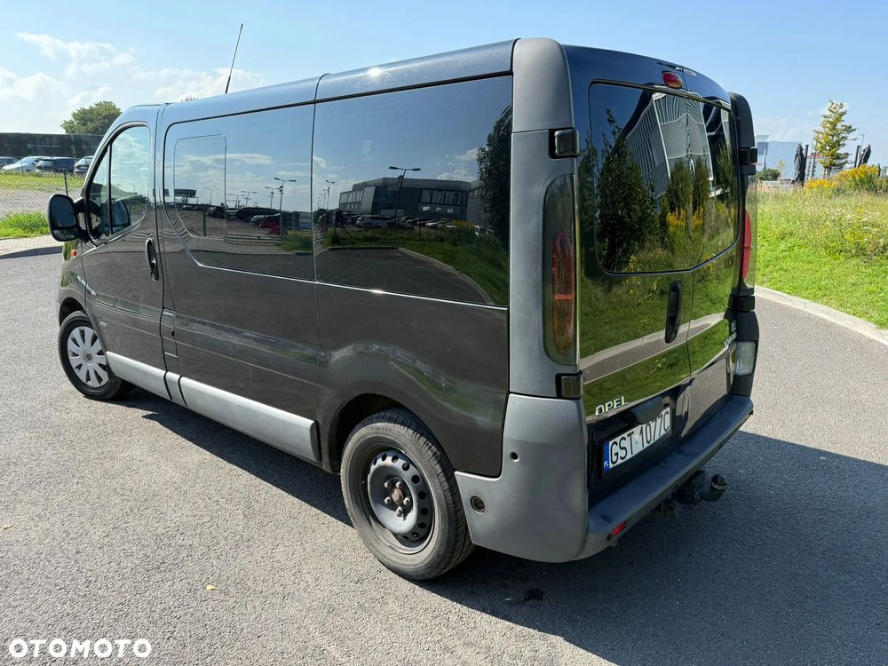 Opel Vivaro - 6