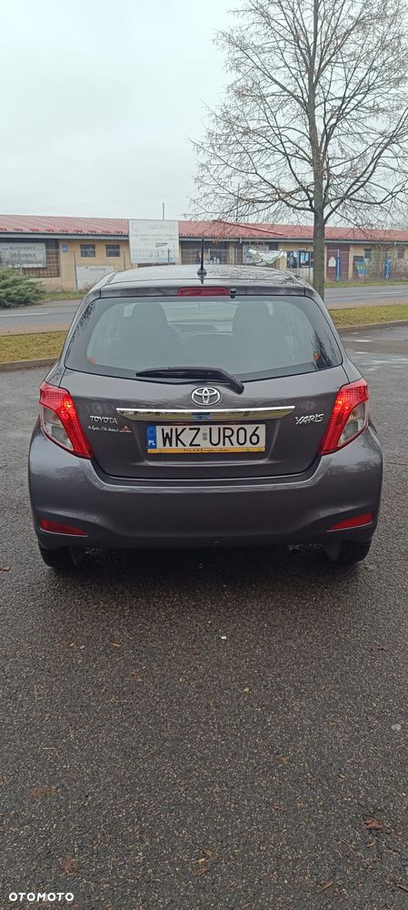 Toyota Yaris 1.0 VVT-i - 8