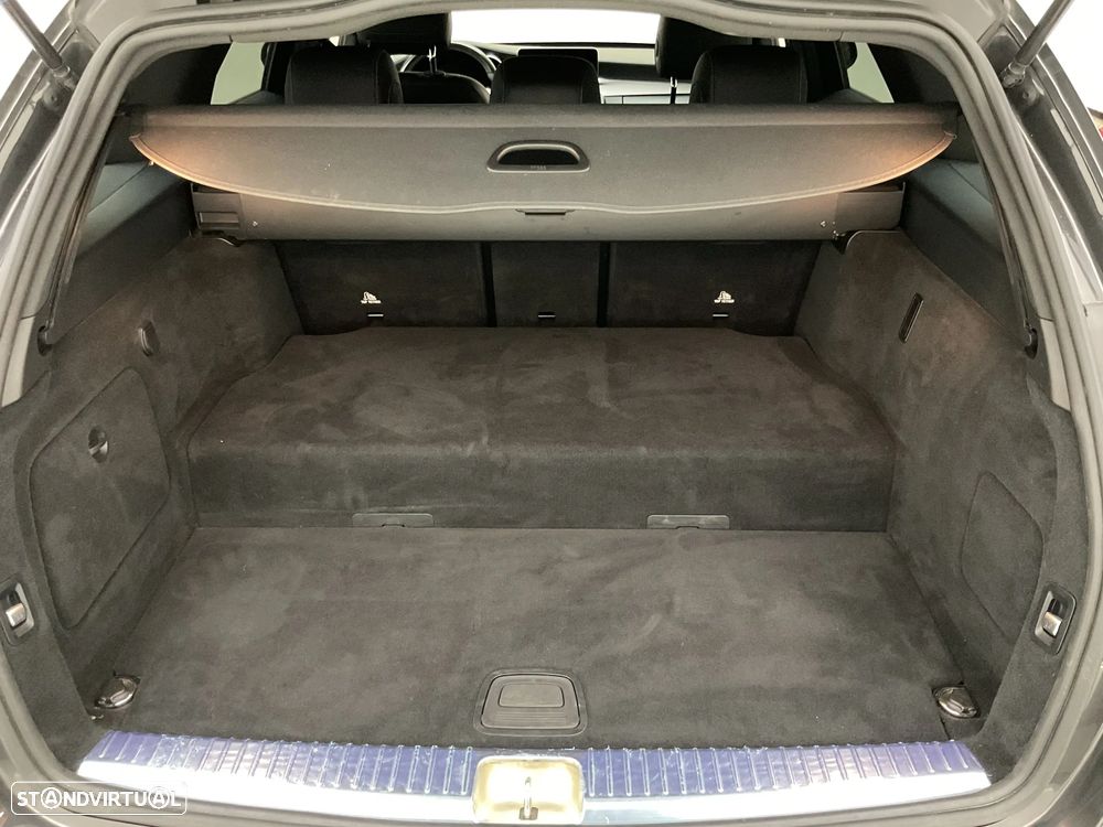 Mercedes-Benz C 300 de AMG Line - 18