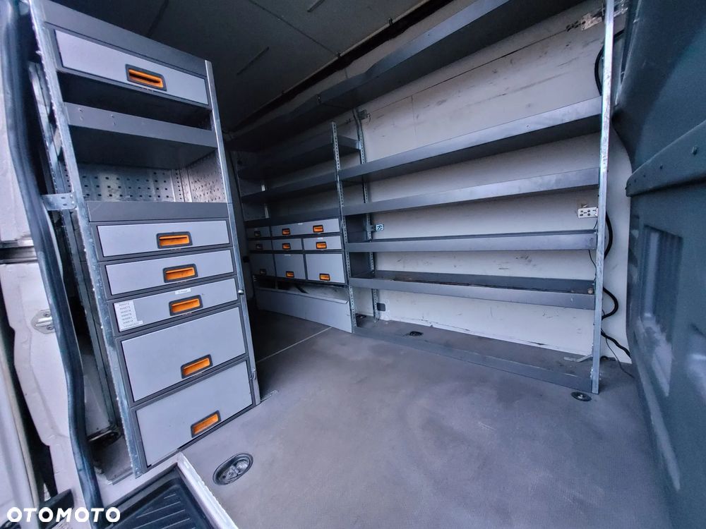 Volkswagen CRAFTER - 18