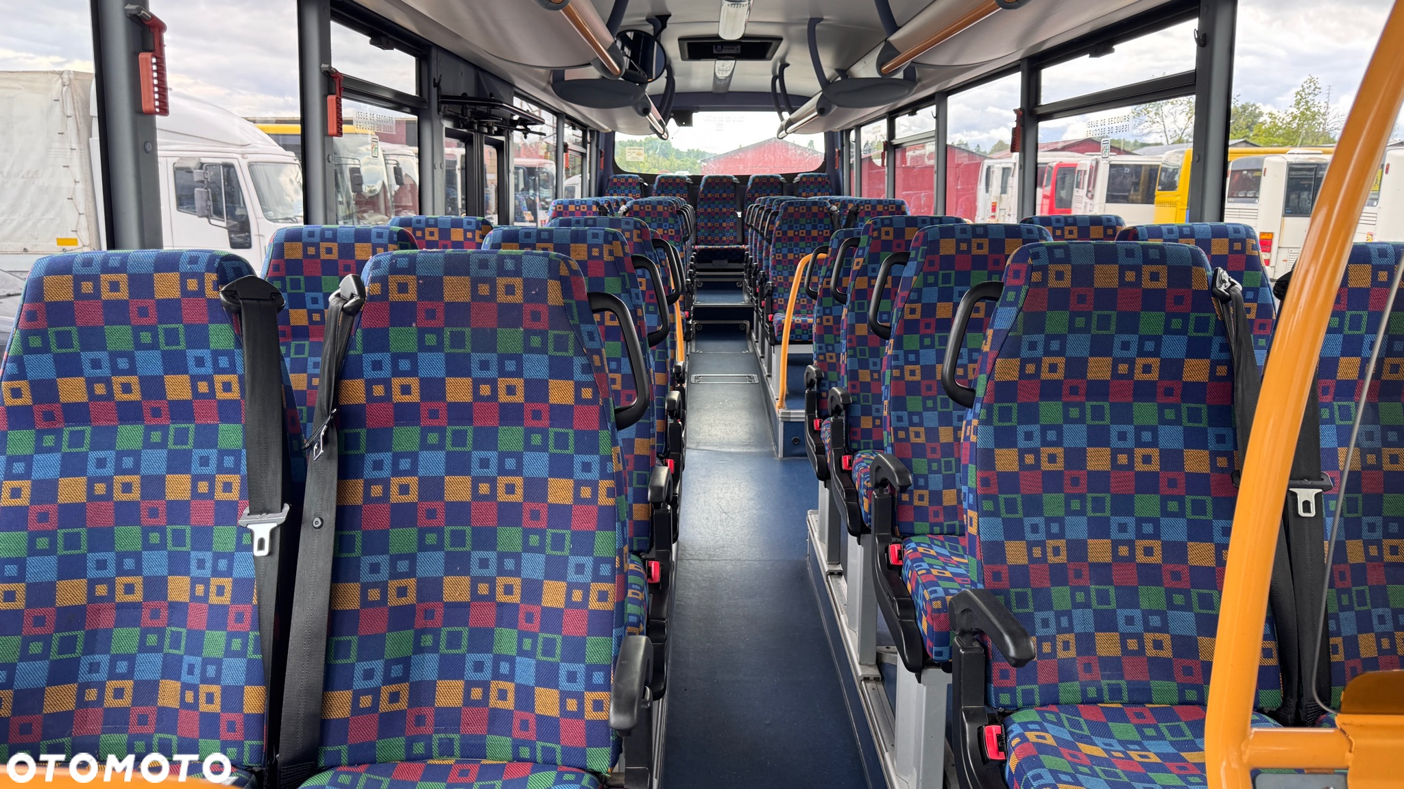 Irisbus KRÓTKI 10,5 metra /Crossway / 46 miejsc/ mały przebieg / CENA: 87000zł netto - 14