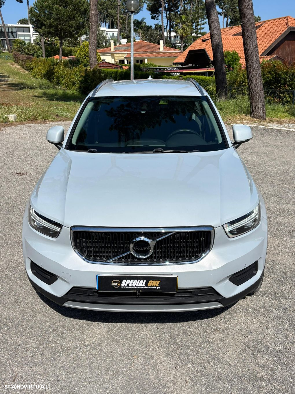Volvo XC 40 1.5 T3 Momentum Plus Geartronic - 8