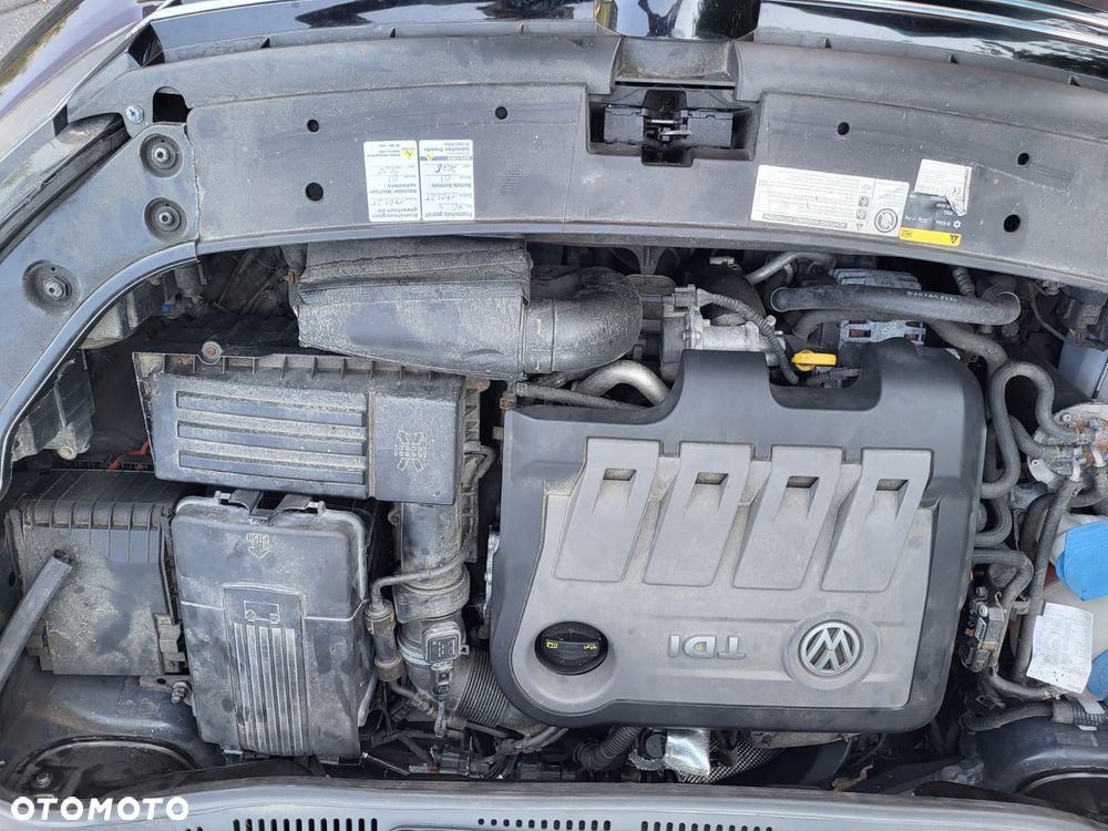 Volkswagen Touran - 5