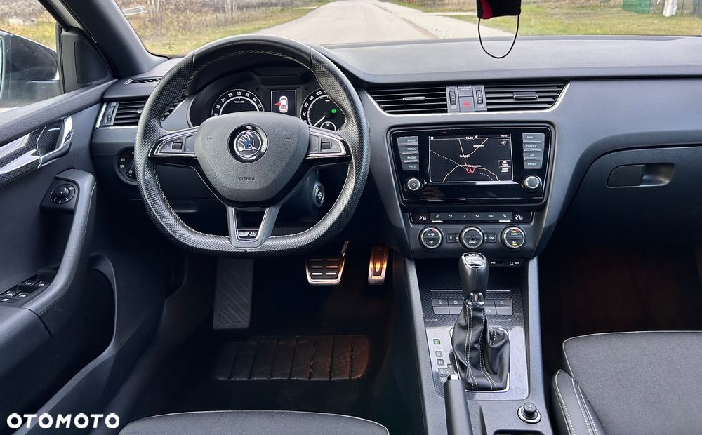 Skoda Octavia 2.0 TDI RS DSG - 16
