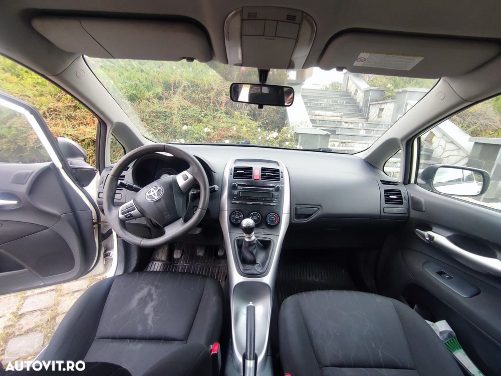 Toyota Auris - 6
