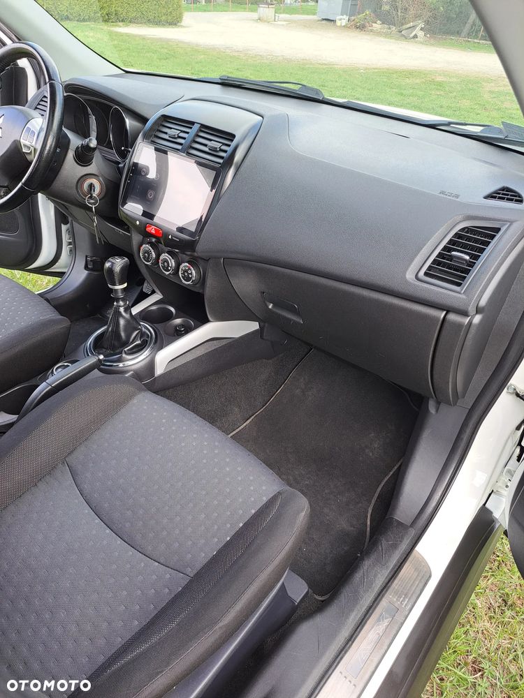 Mitsubishi ASX 1.8 DID Invite 4WD AS&G - 25