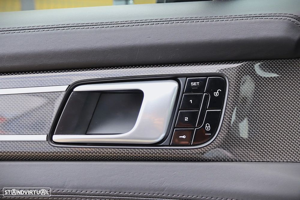 Porsche Panamera Sport Turismo 4 E-Hybrid - 26