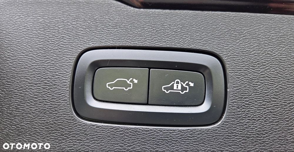 Volvo V60 B3 B Geartronic Momentum Pro - 39