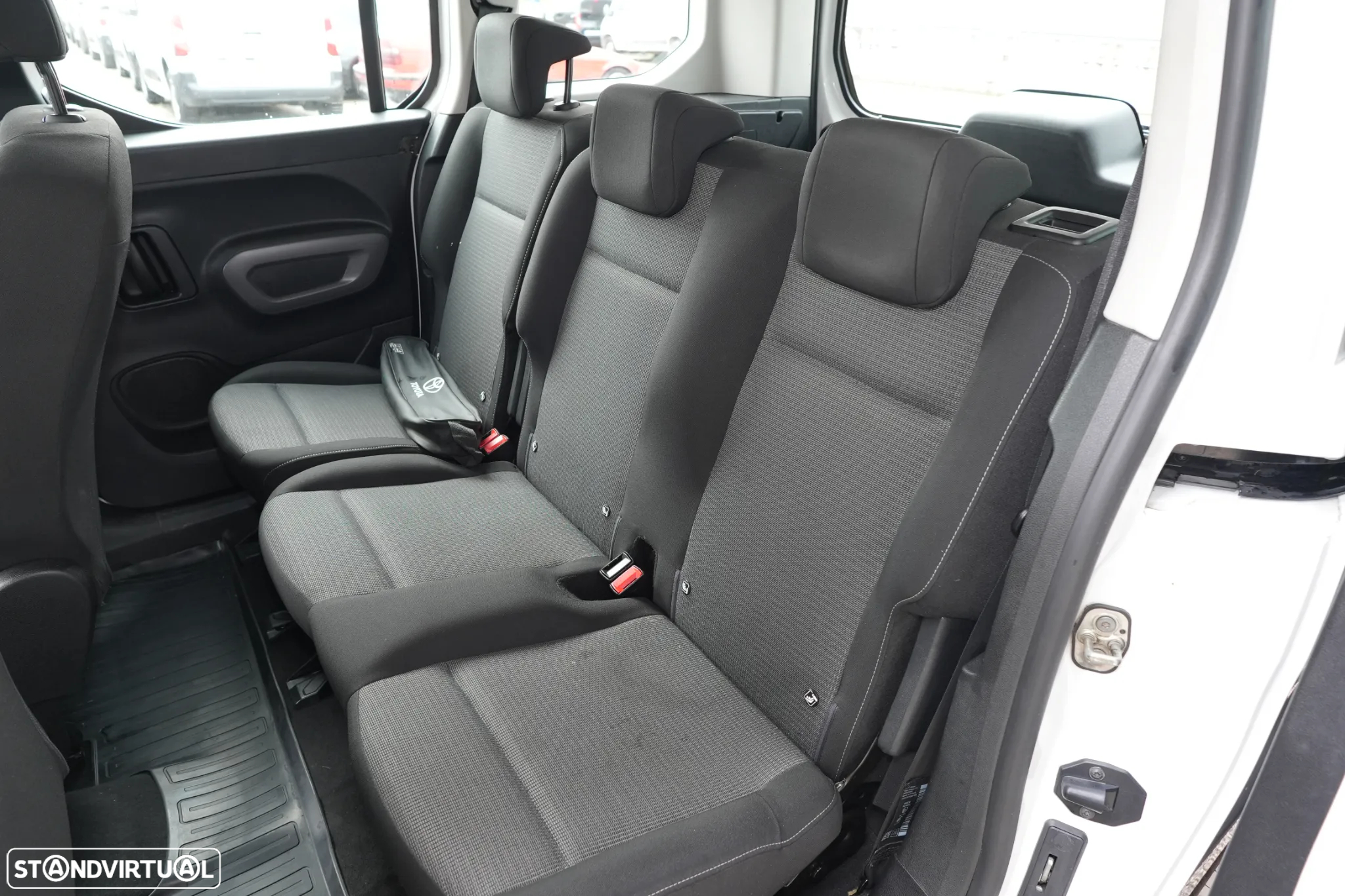 Toyota Proace 5Lugares City Verso 1.5D-4D 102cv - 10