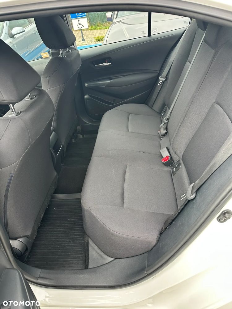 Toyota Corolla 1.5 Active - 18