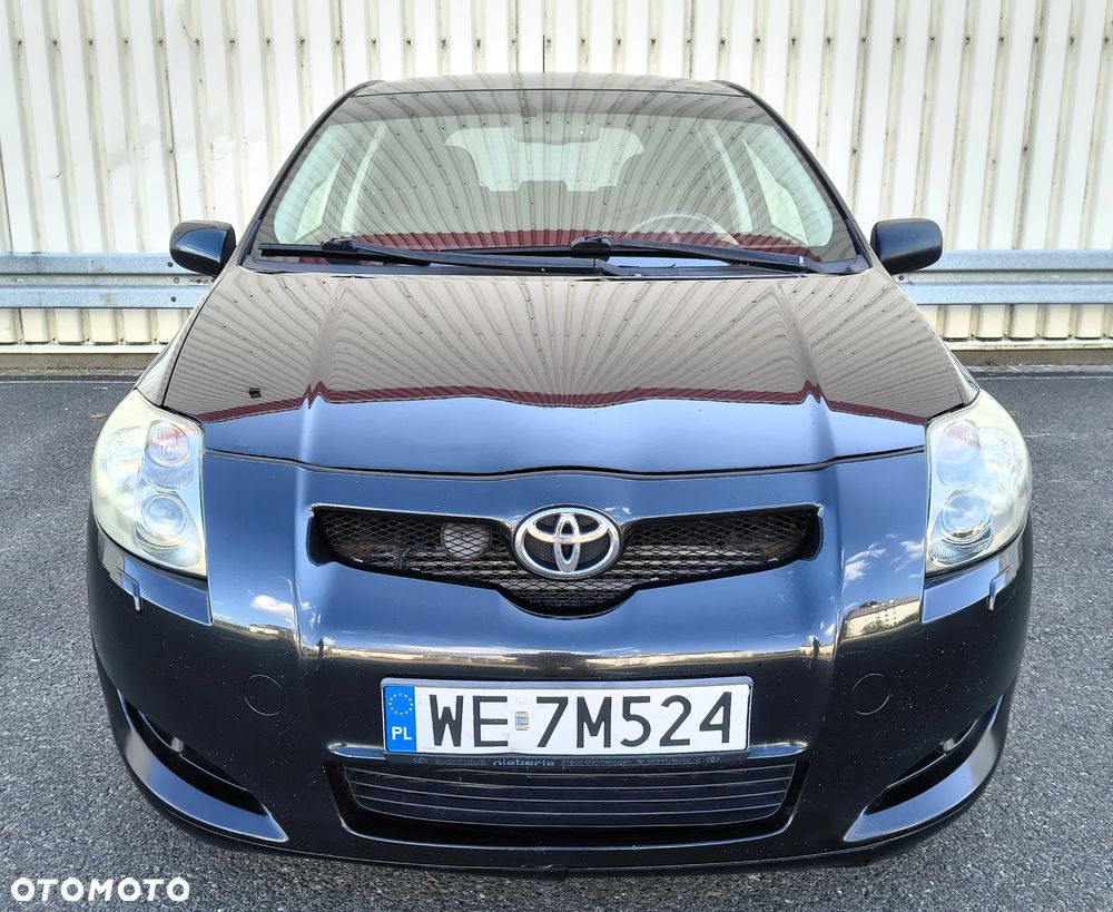 Toyota Auris 2.2 D-4D D-CAT - 9