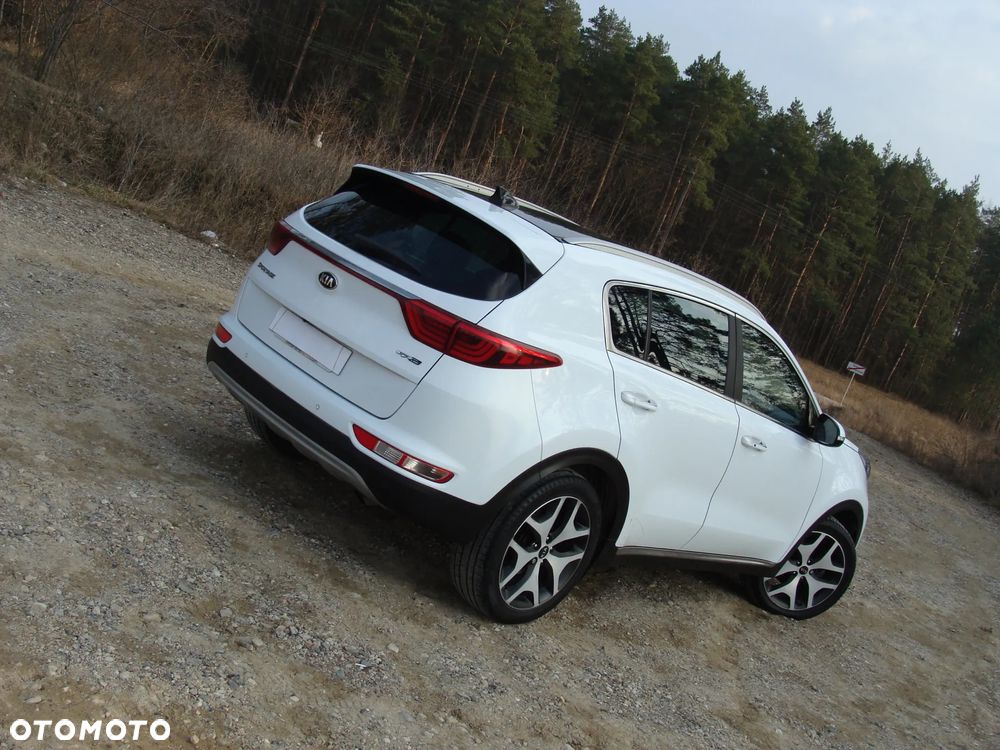 Kia Sportage - 16