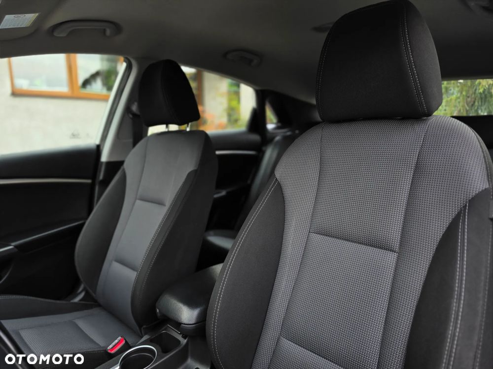 Hyundai i30 - 16